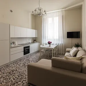 Alighieri Theatre Charming Apartment Ravenna